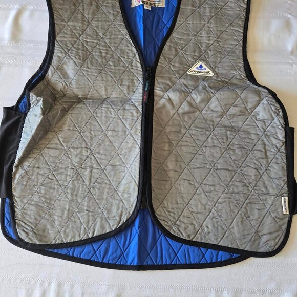 Men's Size X Large Cooling Vest for Motorcycle Riding - Picture 1 of 9